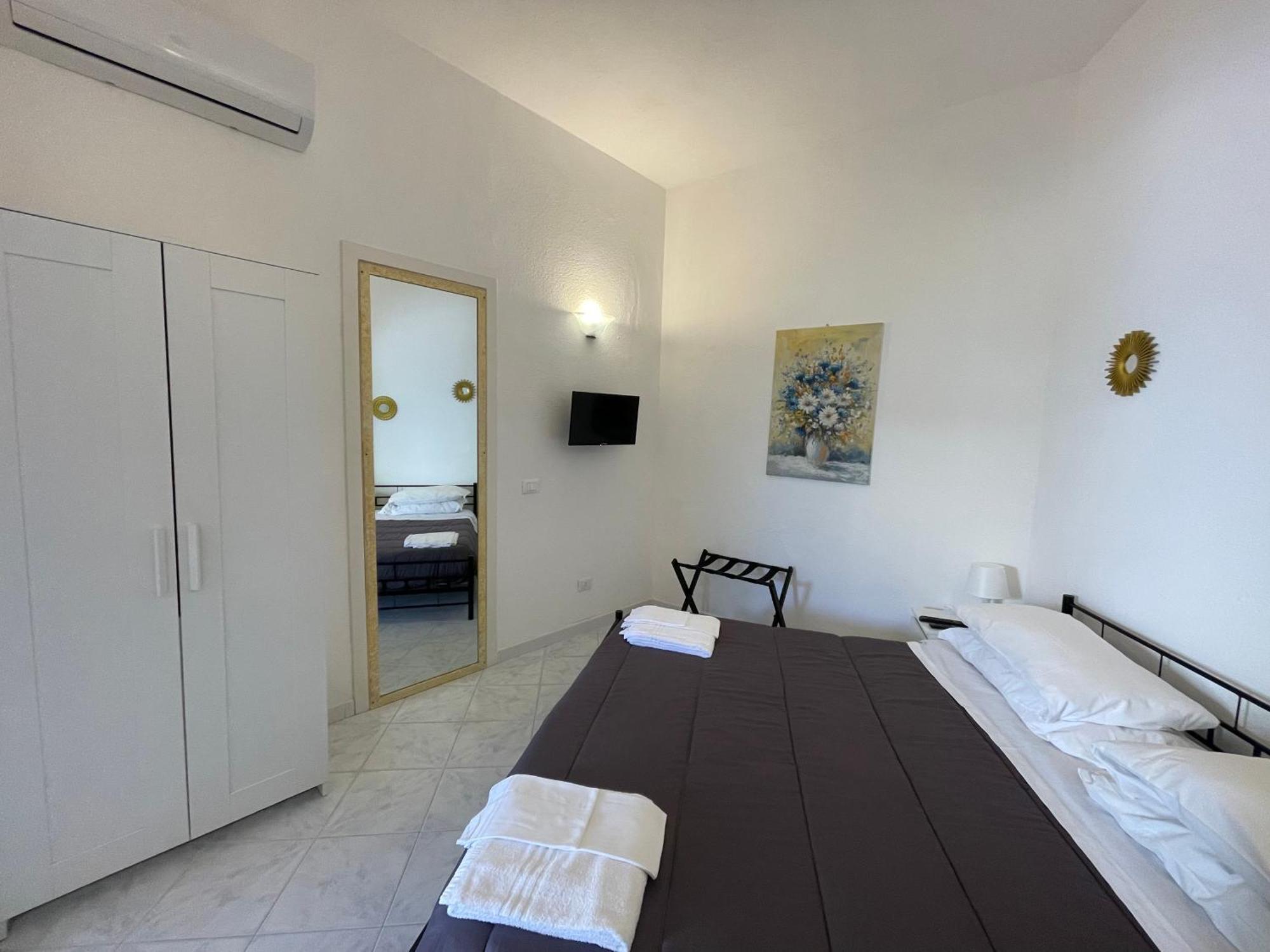Garden Apartments Ischia Super Centrale Форио Экстерьер фото